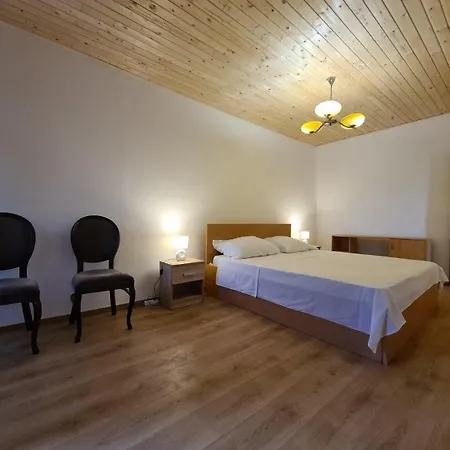 Ferienhaus Fuer 6 Personen Ca 90 Qm In Krnica, Istrien Bucht Von Rasa